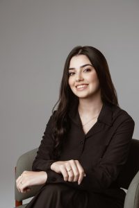Isabella Mendes Amancio, estagiária do WCBAdv