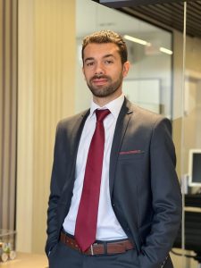 Tiago de Farias, advogado associado do WCBAdv